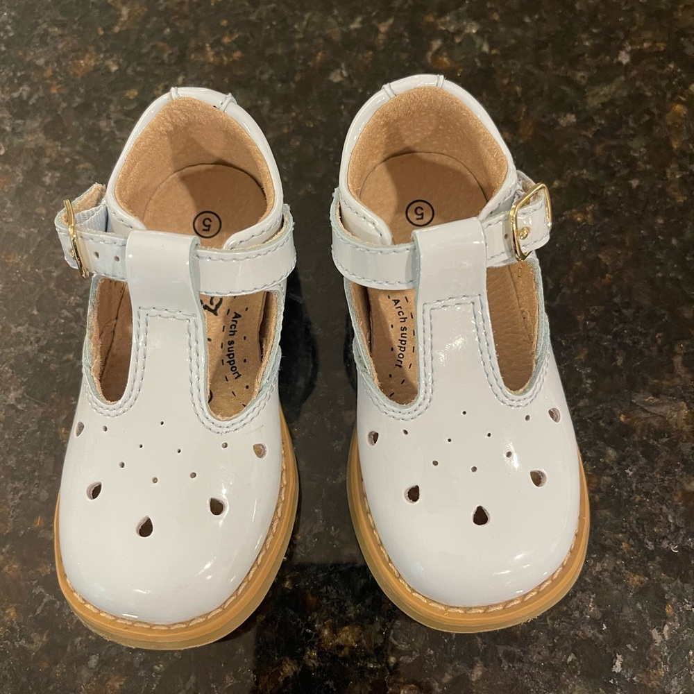 Footmates Mary Jane shoes